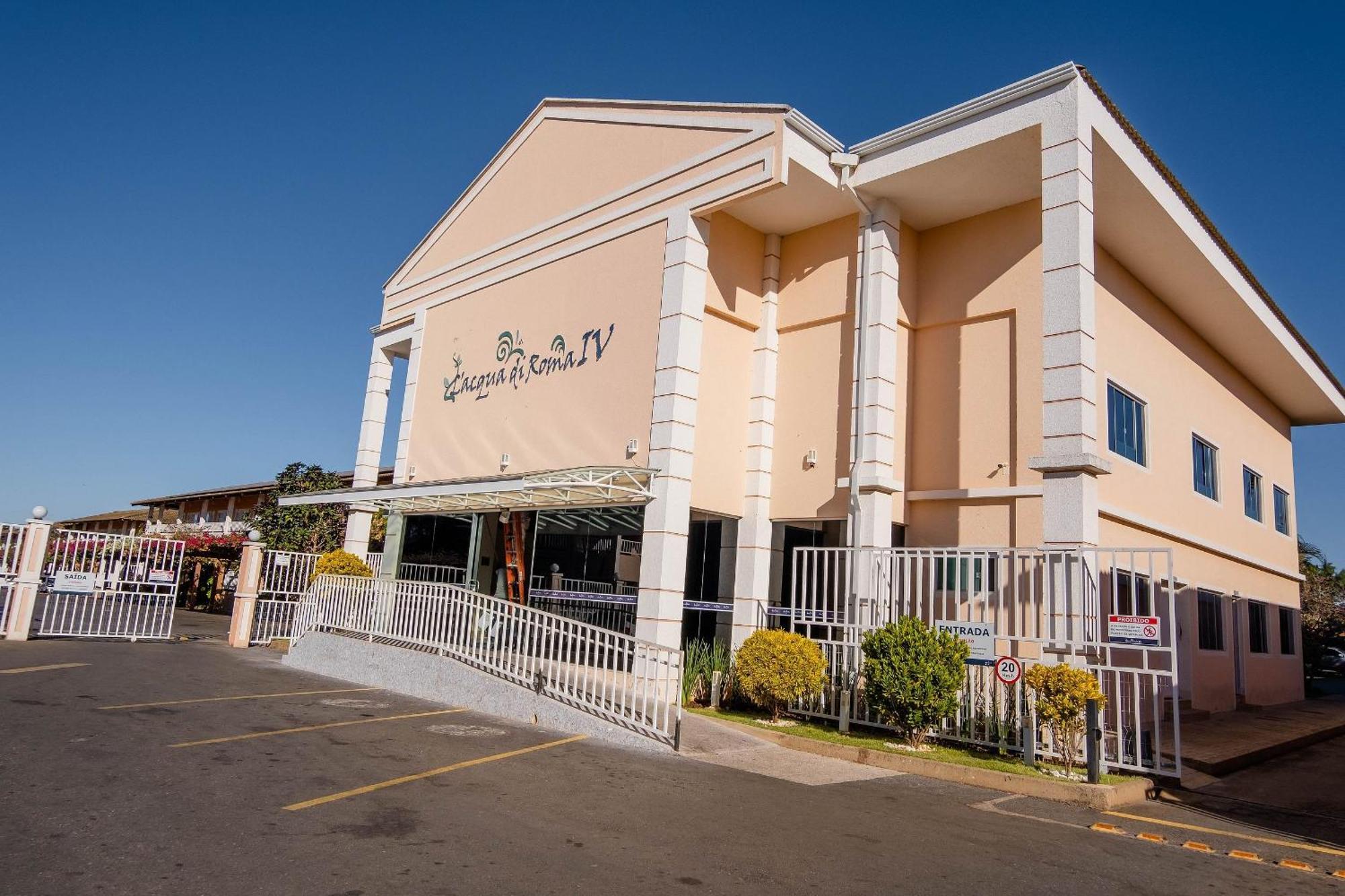 L'Acqua Diroma Vaciatemporada Villa Caldas Novas Luaran gambar